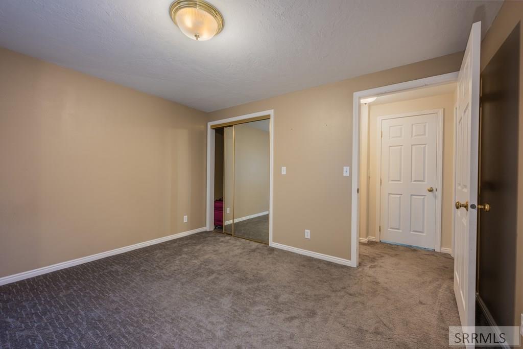 2755 Ridgecrest Drive Idaho Falls, ID 83404 - Photo 40 of 48