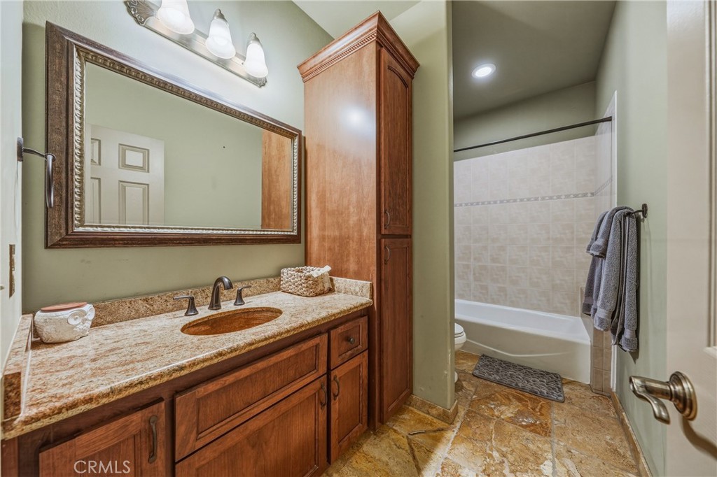 3125 Ranch Court Lakeport, CA 95453 - Photo 23 of 75 2nd Full Bathroom