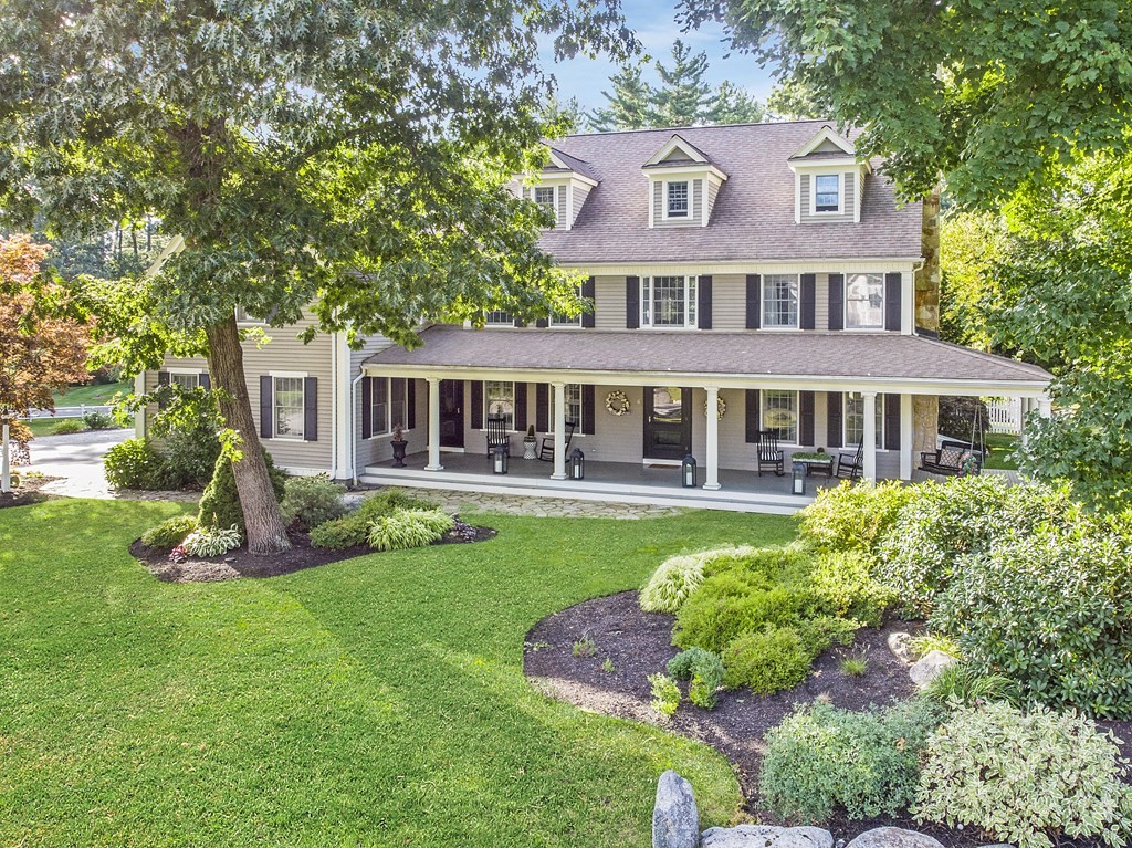 4 Sweeney Ridge Road Bedford, MA 01730 - Photo 5 of 41 Gallery Image 5