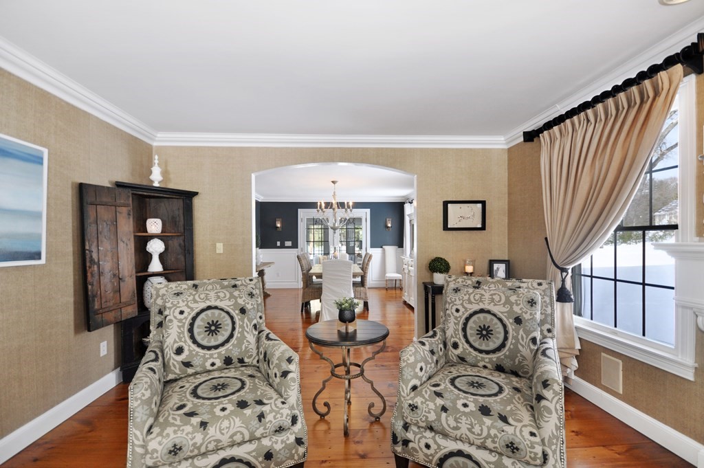 4 Sweeney Ridge Road Bedford, MA 01730 - Photo 9 of 41 Gallery Image 9
