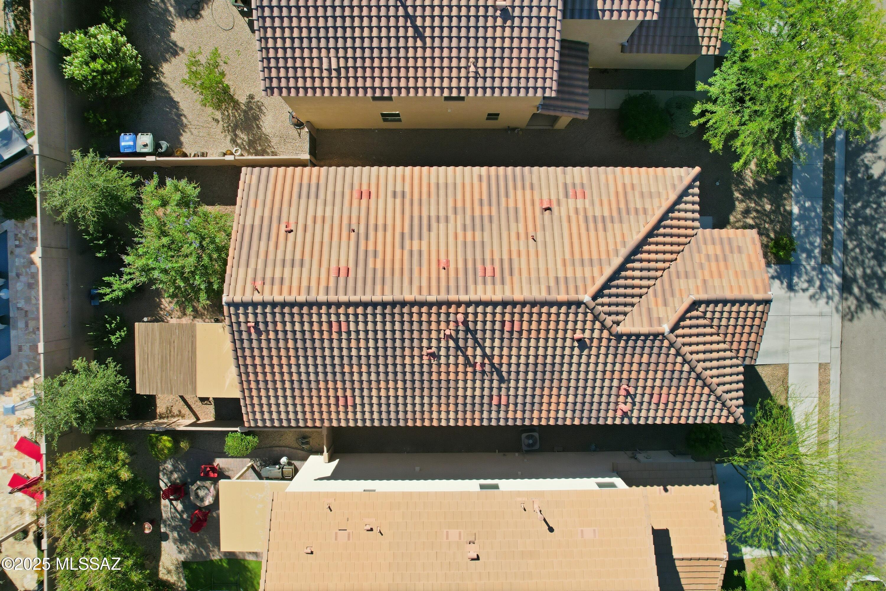 9593 South Trapper Ridge Drive Tucson, AZ 85747 - Photo 3 of 44