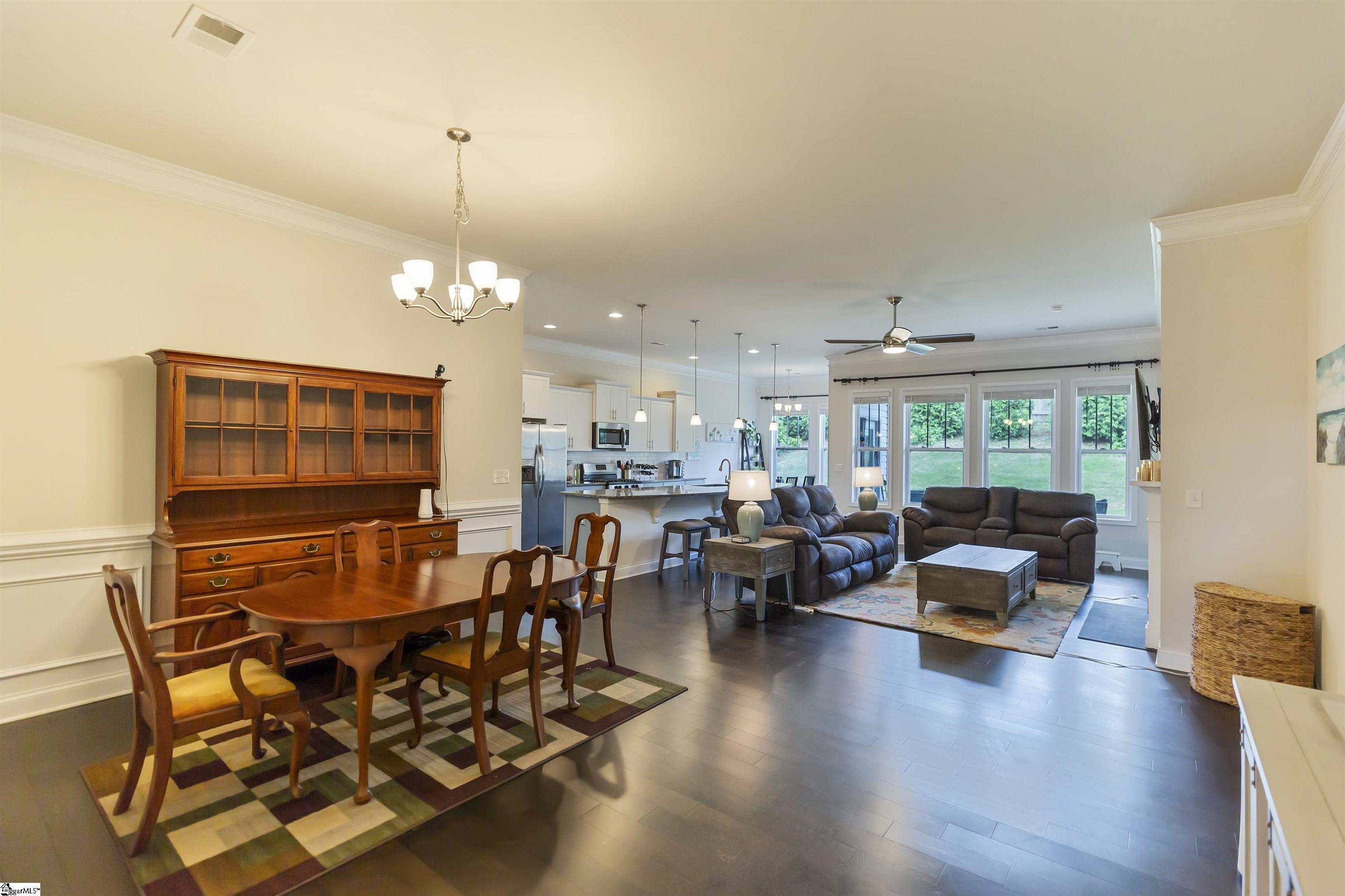 484 Bucklebury Road Greer, SC 29651 - Photo 7 of 29 Gallery Image 7