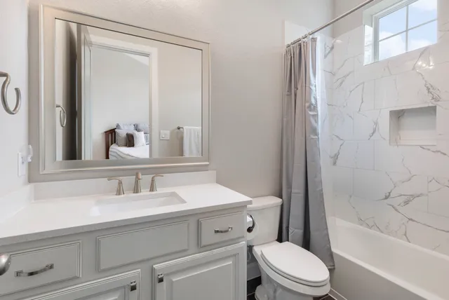 $525,000 | 506 Bedias Creek Drive, Conroe, TX 77304