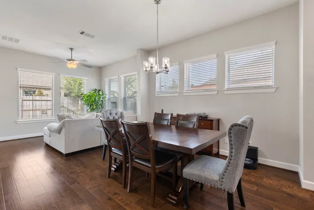 $525,000 | 506 Bedias Creek Drive, Conroe, TX 77304