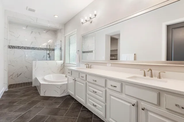 $525,000 | 506 Bedias Creek Drive, Conroe, TX 77304