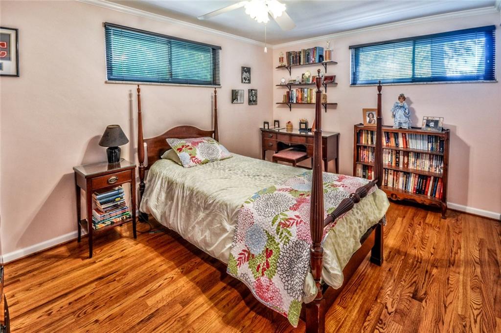 716 Delafield Road Fox Chapel, PA 15215 - Photo 11 of 18 Gallery Image 11