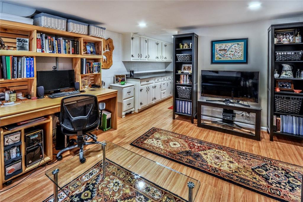 716 Delafield Road Fox Chapel, PA 15215 - Photo 8 of 18 Gallery Image 8