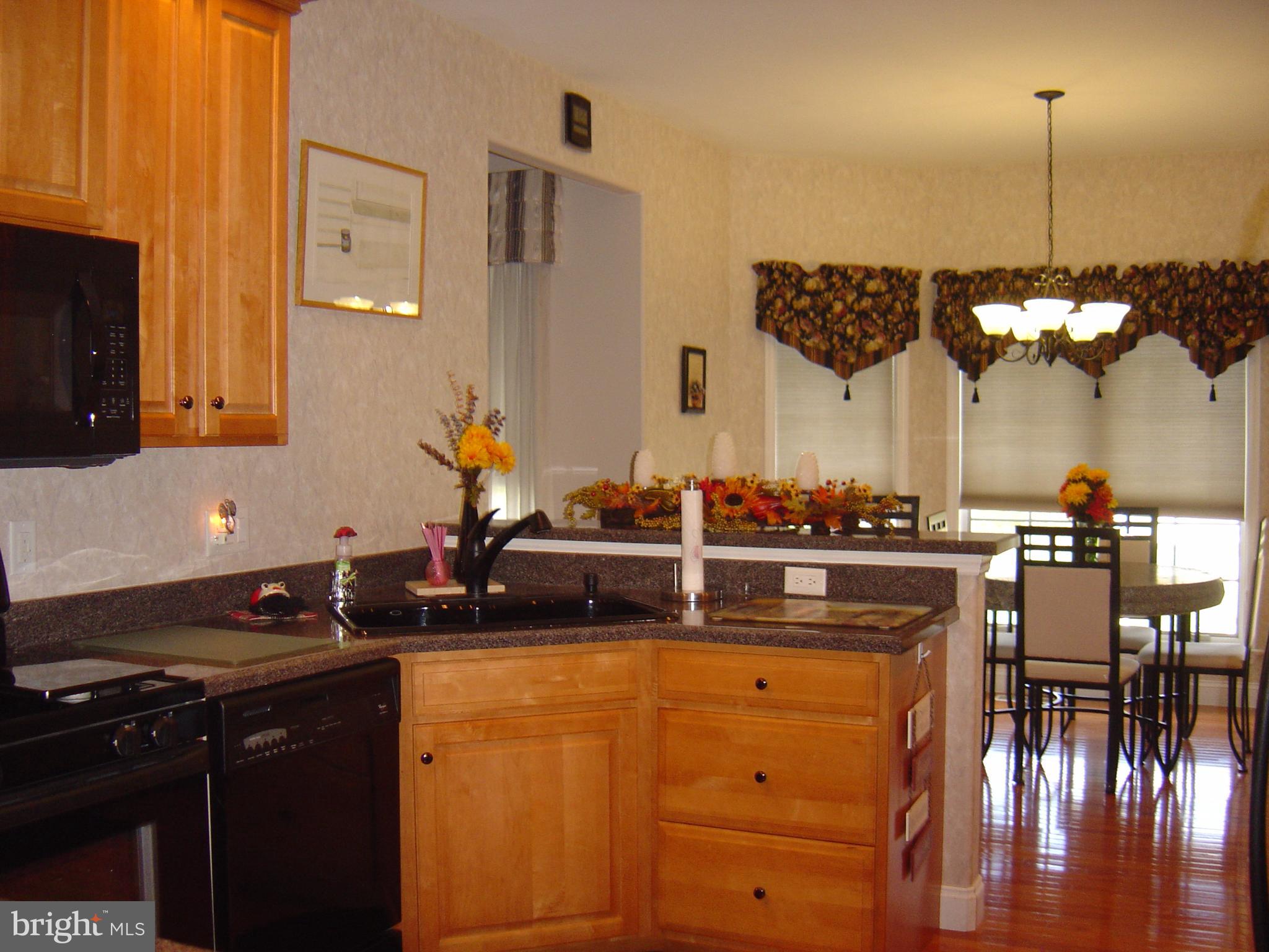 215 Barkay Crossing Lititz, PA 17543 - Photo 11 of 17 Gallery Image 11