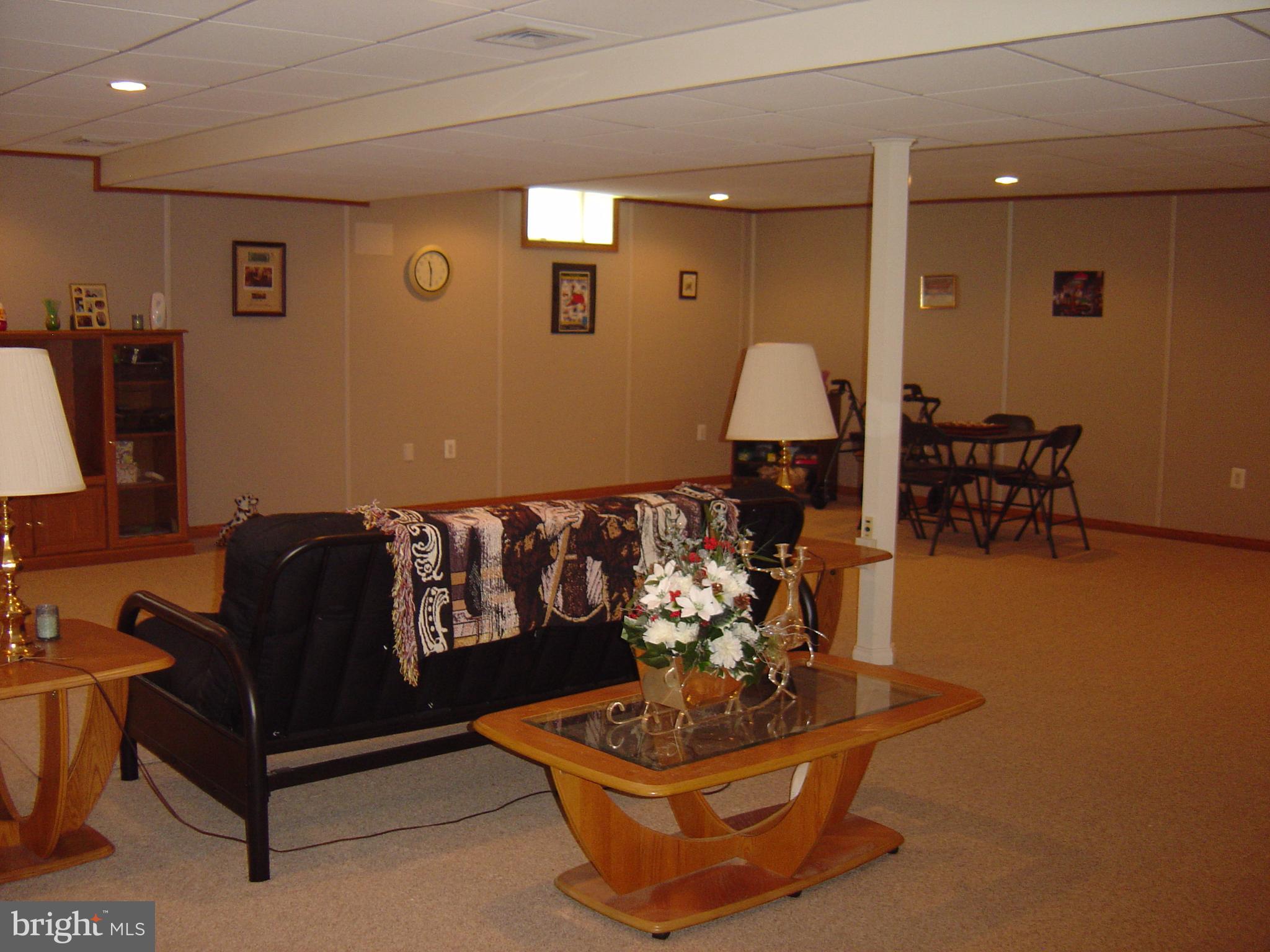 215 Barkay Crossing Lititz, PA 17543 - Photo 16 of 17 Gallery Image 16