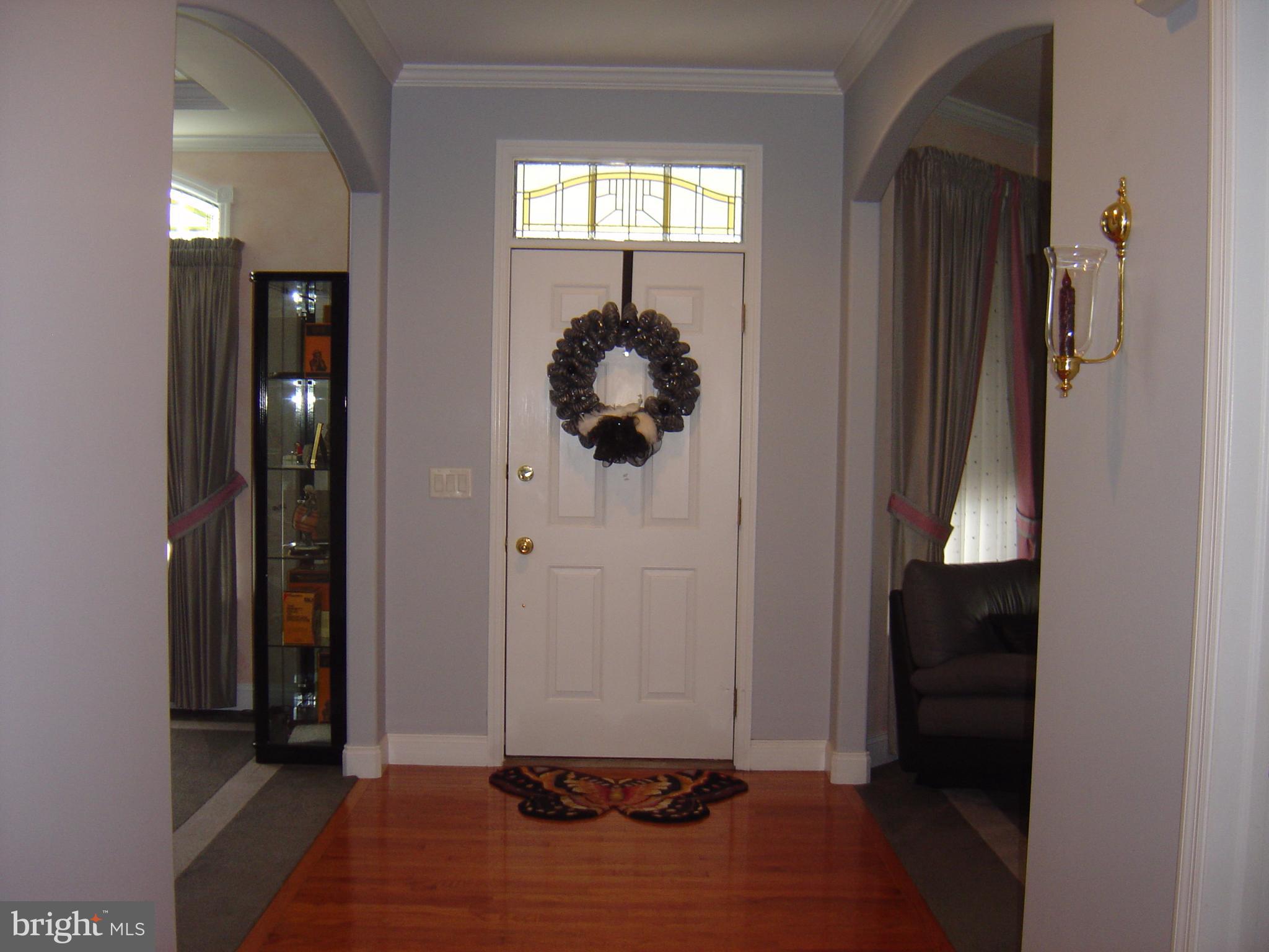 215 Barkay Crossing Lititz, PA 17543 - Photo 6 of 17 Gallery Image 6