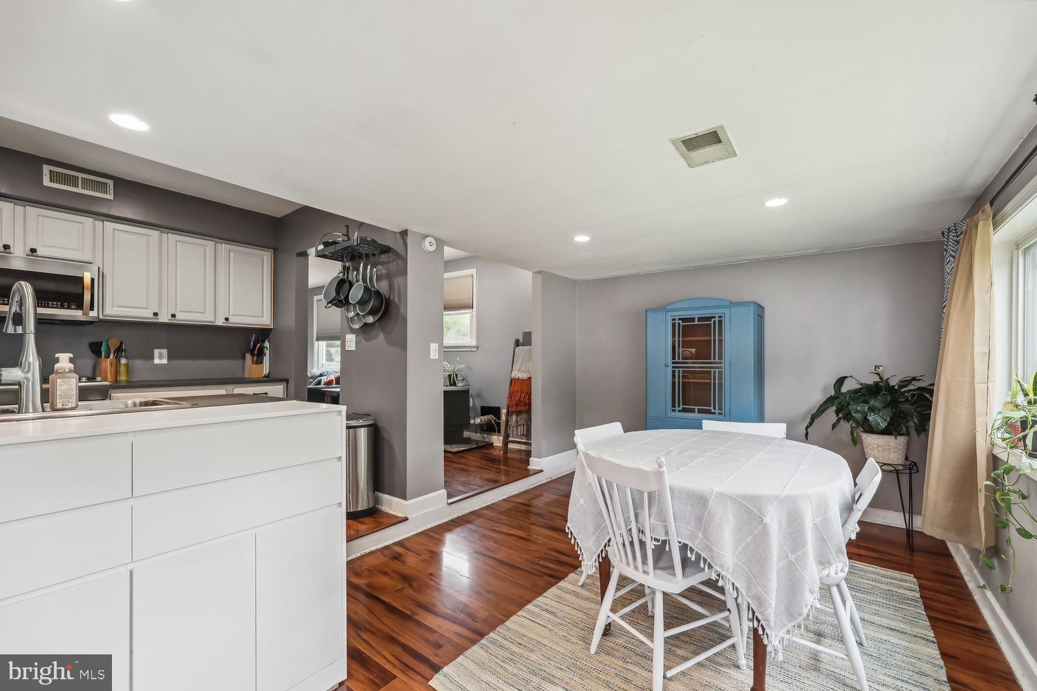 3234 Wayne Road Falls Church, VA 22042 - Photo 11 of 24 Gallery Image 11