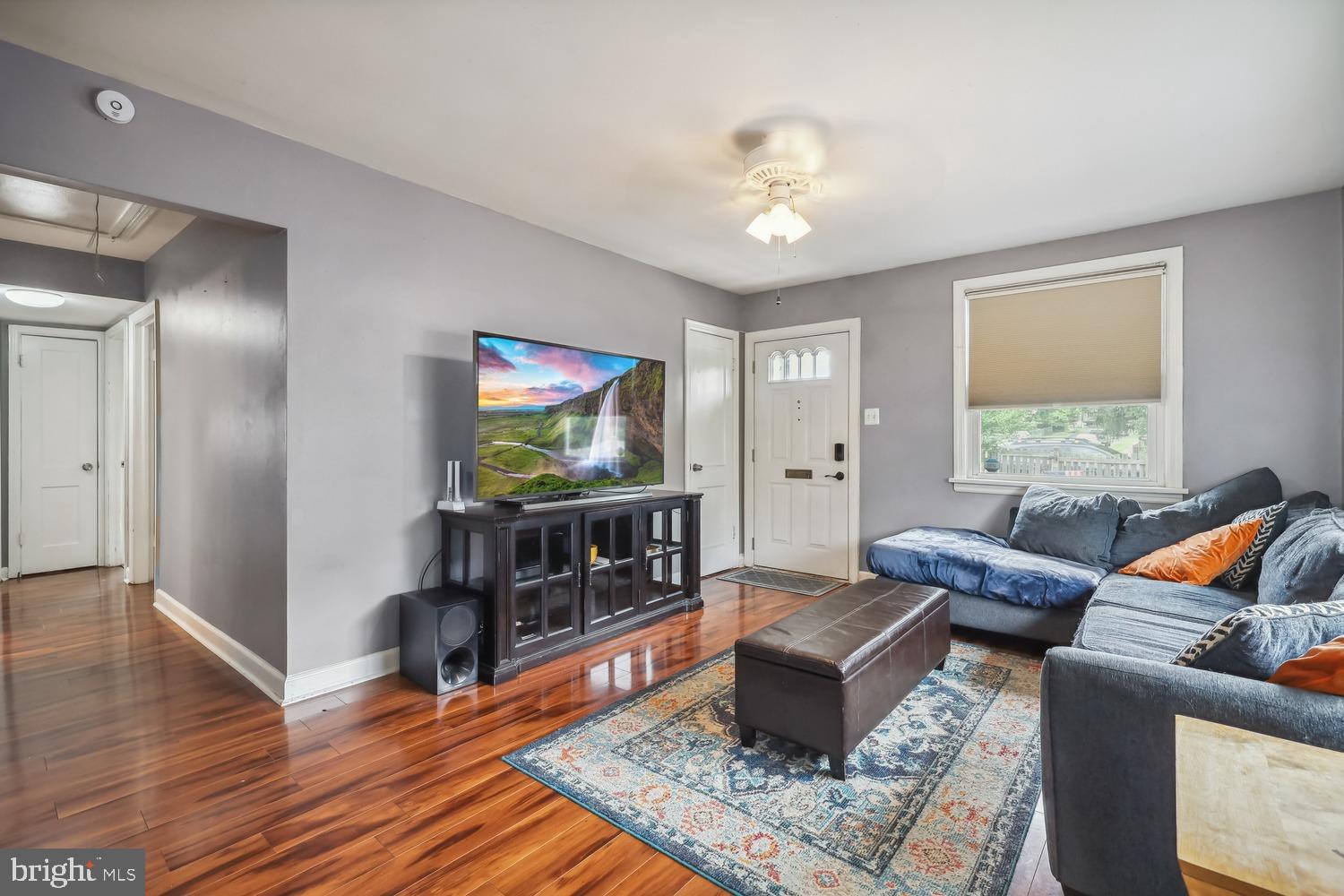 3234 Wayne Road Falls Church, VA 22042 - Photo 6 of 24 Gallery Image 6