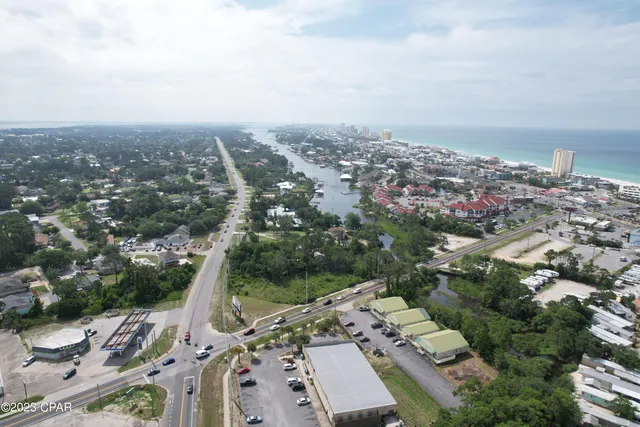 $1,250,000 | 8929 North Lagoon Drive, Panama City Beach, FL 32408