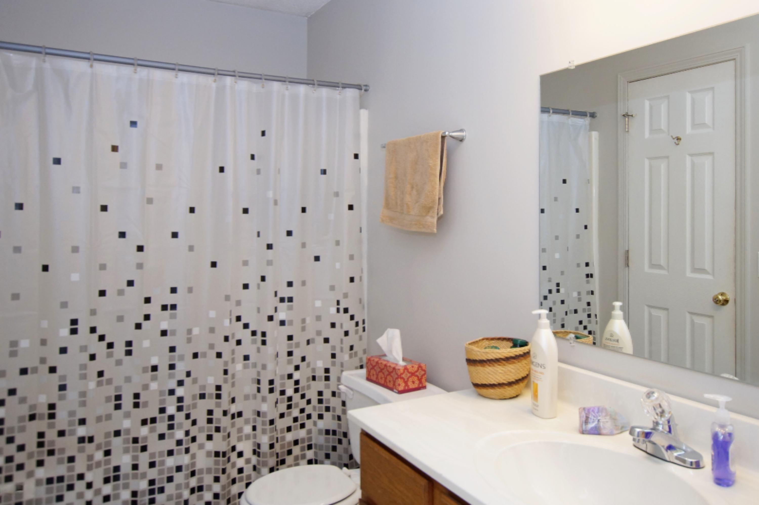 2309 East River Road Muskegon, MI 49445 - Photo 8 of 11 bathrm