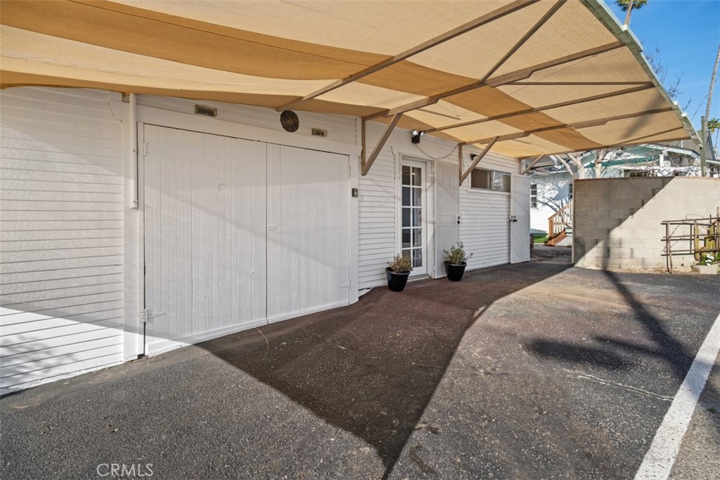 5117 Vincent Avenue Eagle Rock, CA 90041 - Photo 25 of 46 a view of a house with a patio
