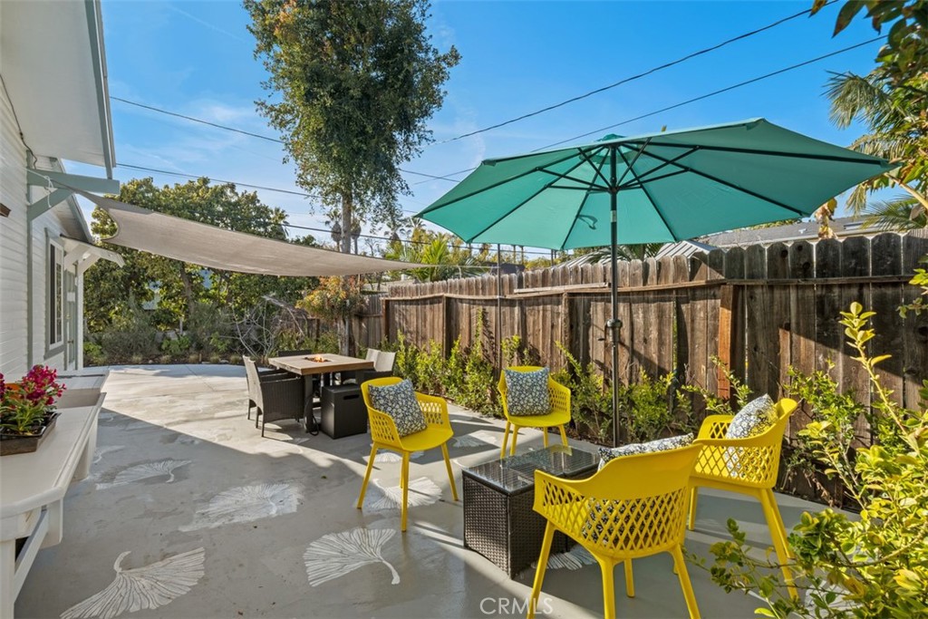 5117 Vincent Avenue Eagle Rock, CA 90041 - Photo 30 of 46 a patio with a patio table and chairs