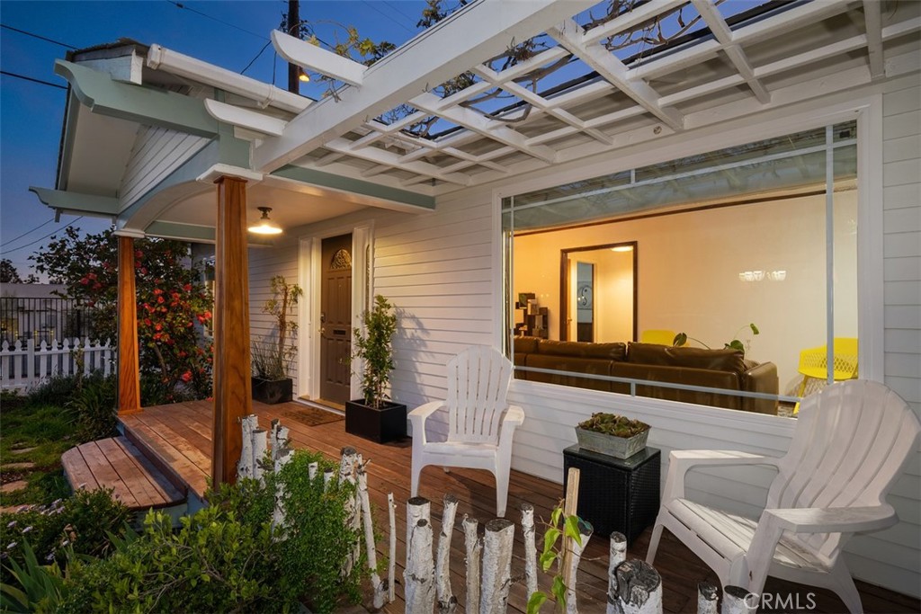5117 Vincent Avenue Eagle Rock, CA 90041 - Photo 39 of 46 a view of an chairs and tables in the balcony