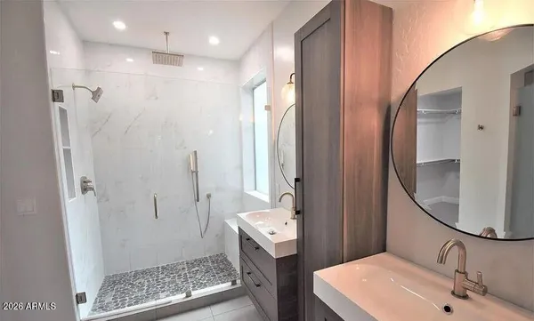 $3,850 | 768 East Irma Lane, Phoenix, AZ 85024