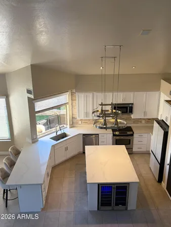 $3,850 | 768 East Irma Lane, Phoenix, AZ 85024