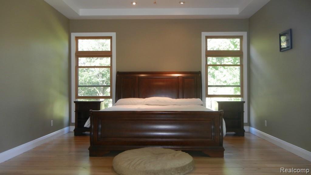 2360 Itsell Road Howell, MI 48843 - Photo 6 of 26 master bedroom