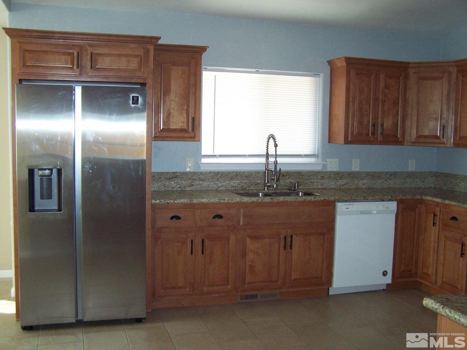 742 Megan Way Fallon, NV 89406 - Photo 3 of 19 Photo 3