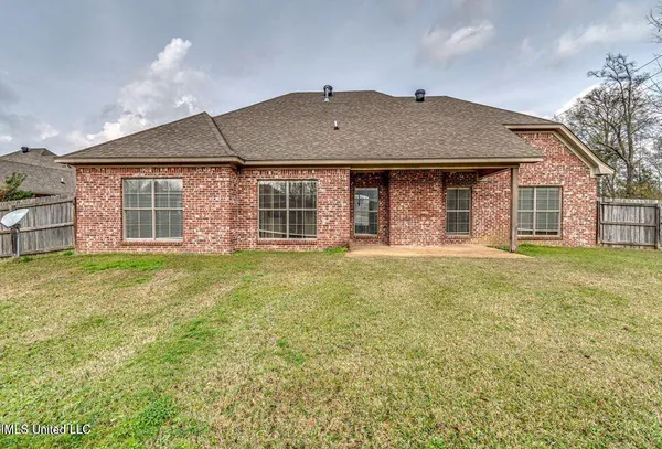 $2,450 | 401 Ash Tree Lane, Madison, MS 39110