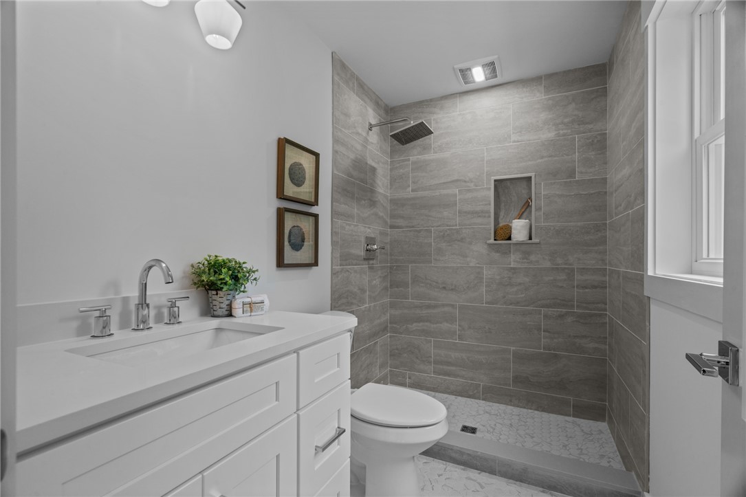 55 Brooklyn Road Narragansett, RI 02882 - Photo 34 of 46 Gallery Image 34