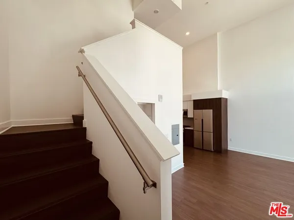 $2,920 | 3980 Wilshire Boulevard, Unit 726, Los Angeles, CA 90010