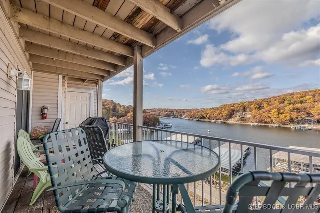 $159,900 | 10 Wheel House Circle, Unit 4B, Lake Ozark, MO 65049