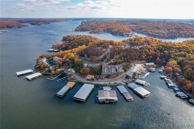 $159,900 | 10 Wheel House Circle, Unit 4B, Lake Ozark, MO 65049