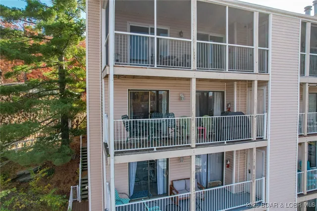 $159,900 | 10 Wheel House Circle, Unit 4B, Lake Ozark, MO 65049