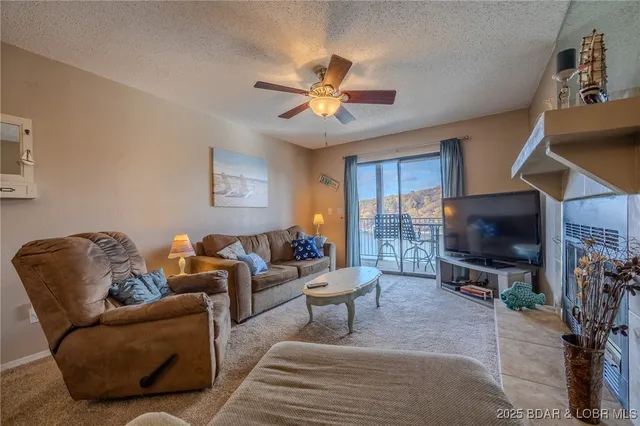 $159,900 | 10 Wheel House Circle, Unit 4B, Lake Ozark, MO 65049