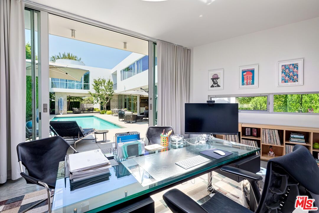 1342 Appleton Way Venice, CA 90291 - Photo 43 of 46 a view of a dining room with furniture window and wooden floor