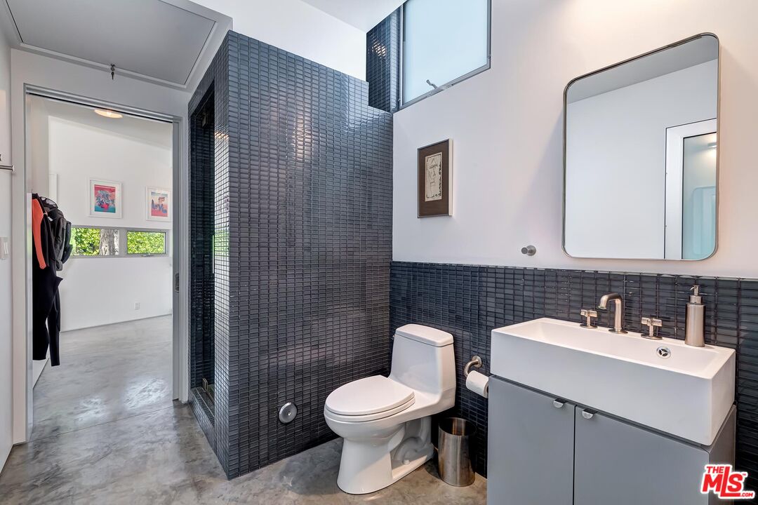 1342 Appleton Way Venice, CA 90291 - Photo 45 of 46 a bathroom with a sink toilet and shower