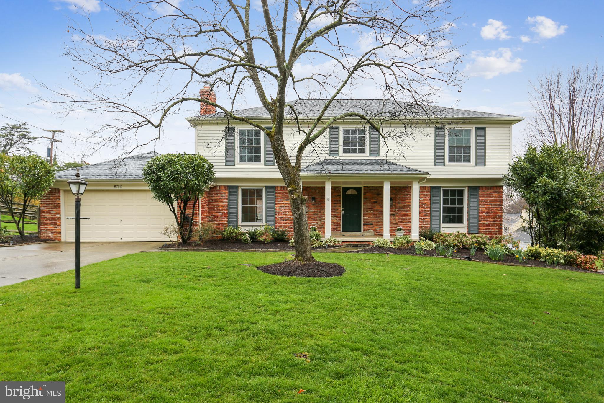 8712 Fox Run Potomac, MD 20854 - Photo 1 of 53