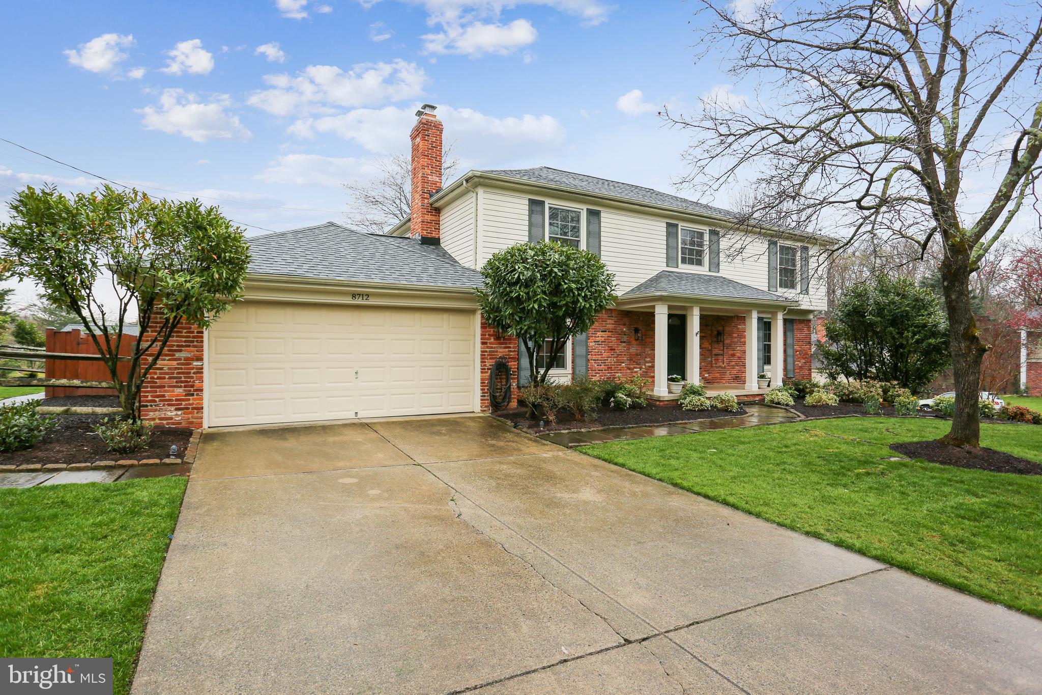 8712 Fox Run Potomac, MD 20854 - Photo 2 of 53