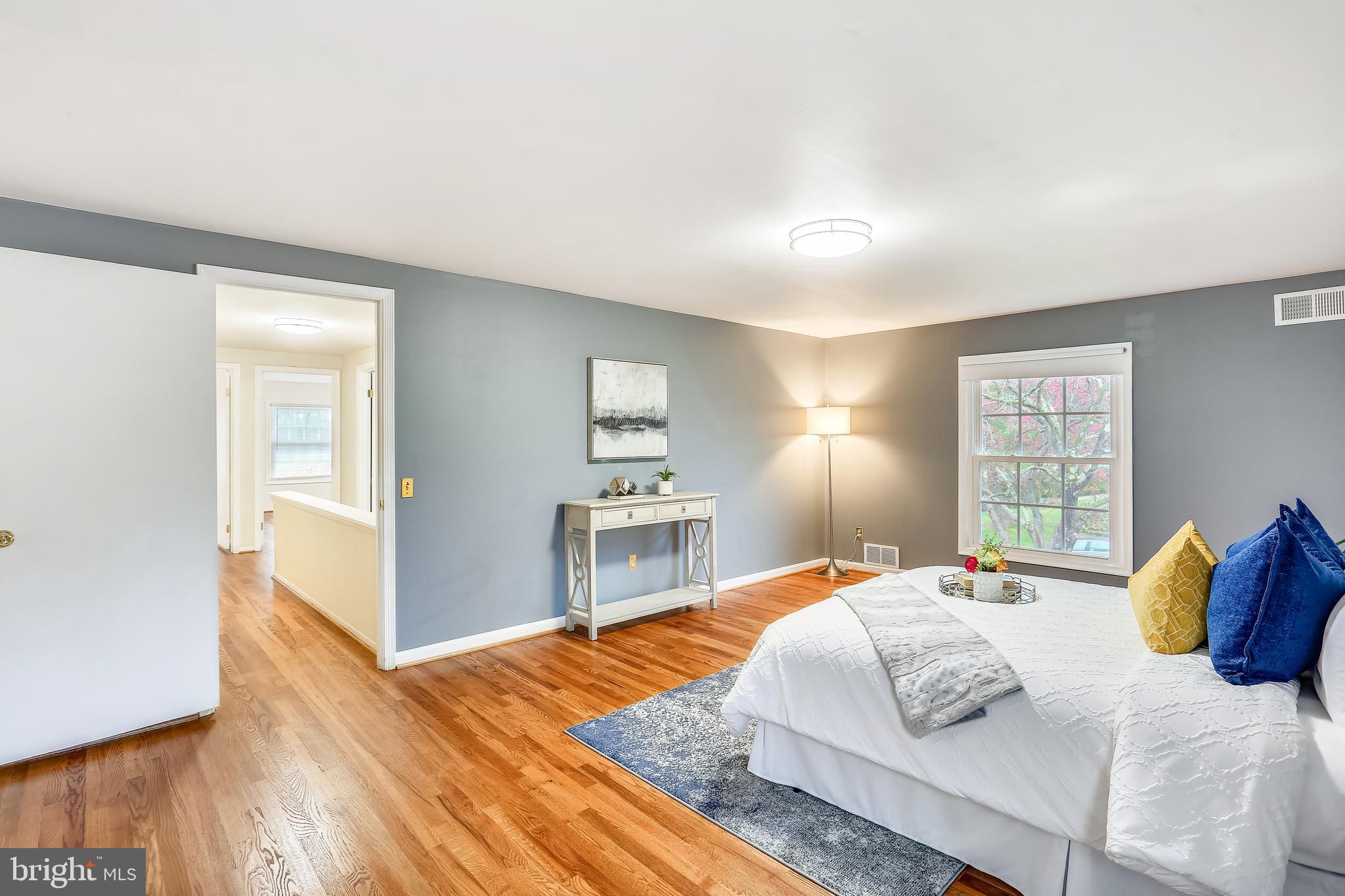 8712 Fox Run Potomac, MD 20854 - Photo 28 of 53