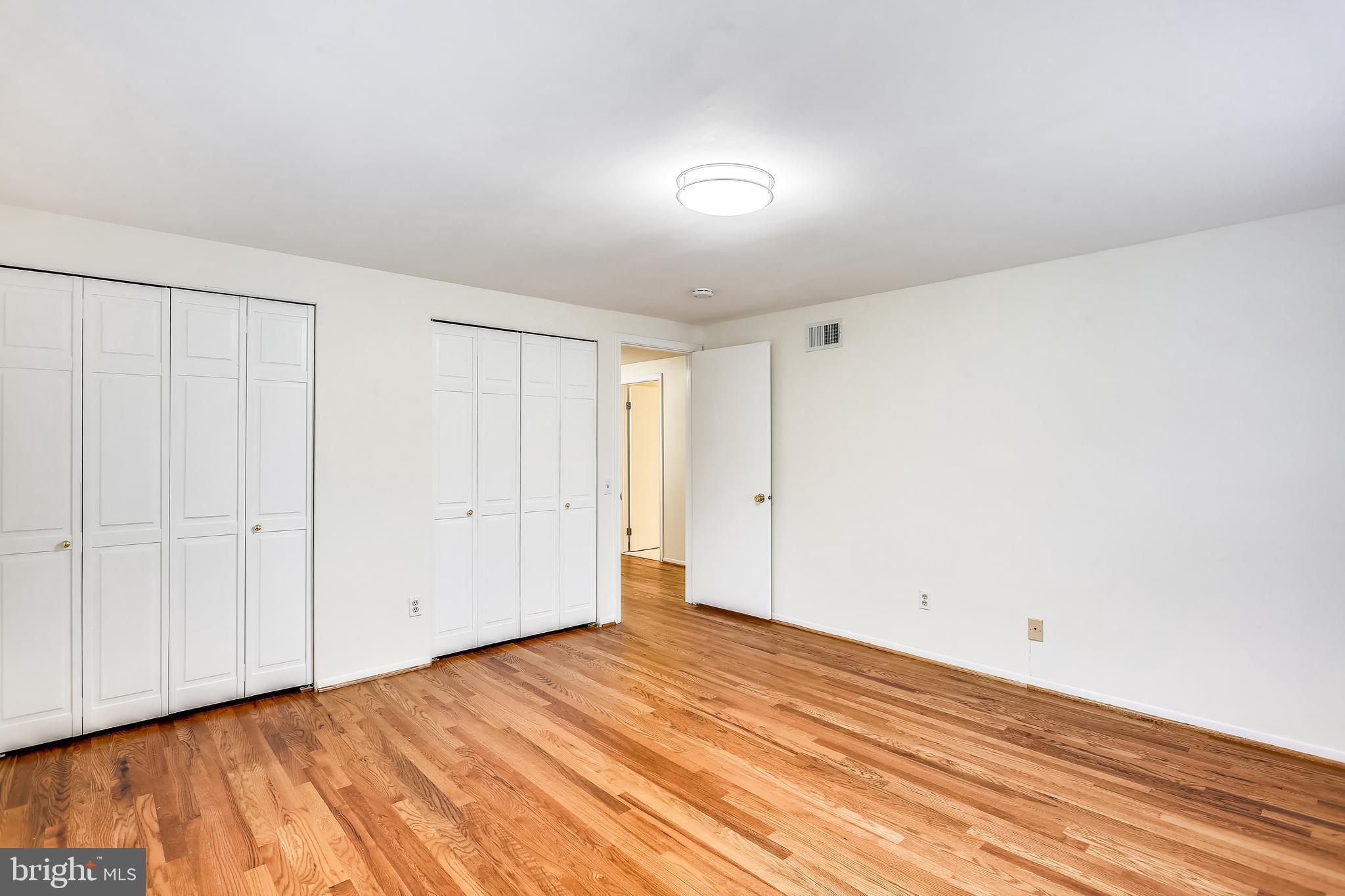 8712 Fox Run Potomac, MD 20854 - Photo 36 of 53