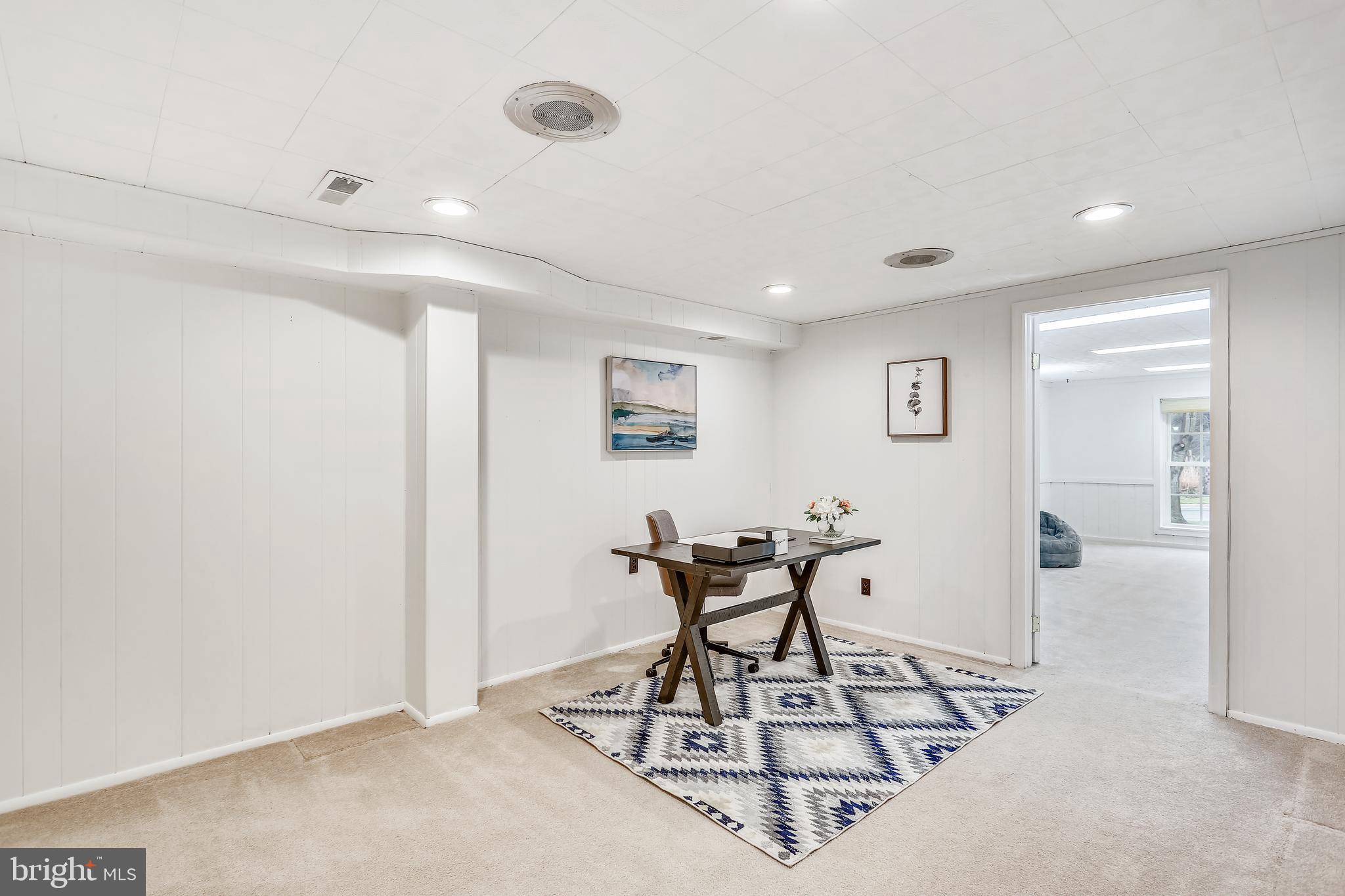 8712 Fox Run Potomac, MD 20854 - Photo 47 of 53