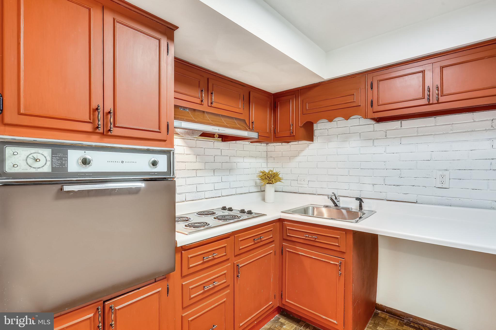 8712 Fox Run Potomac, MD 20854 - Photo 50 of 53