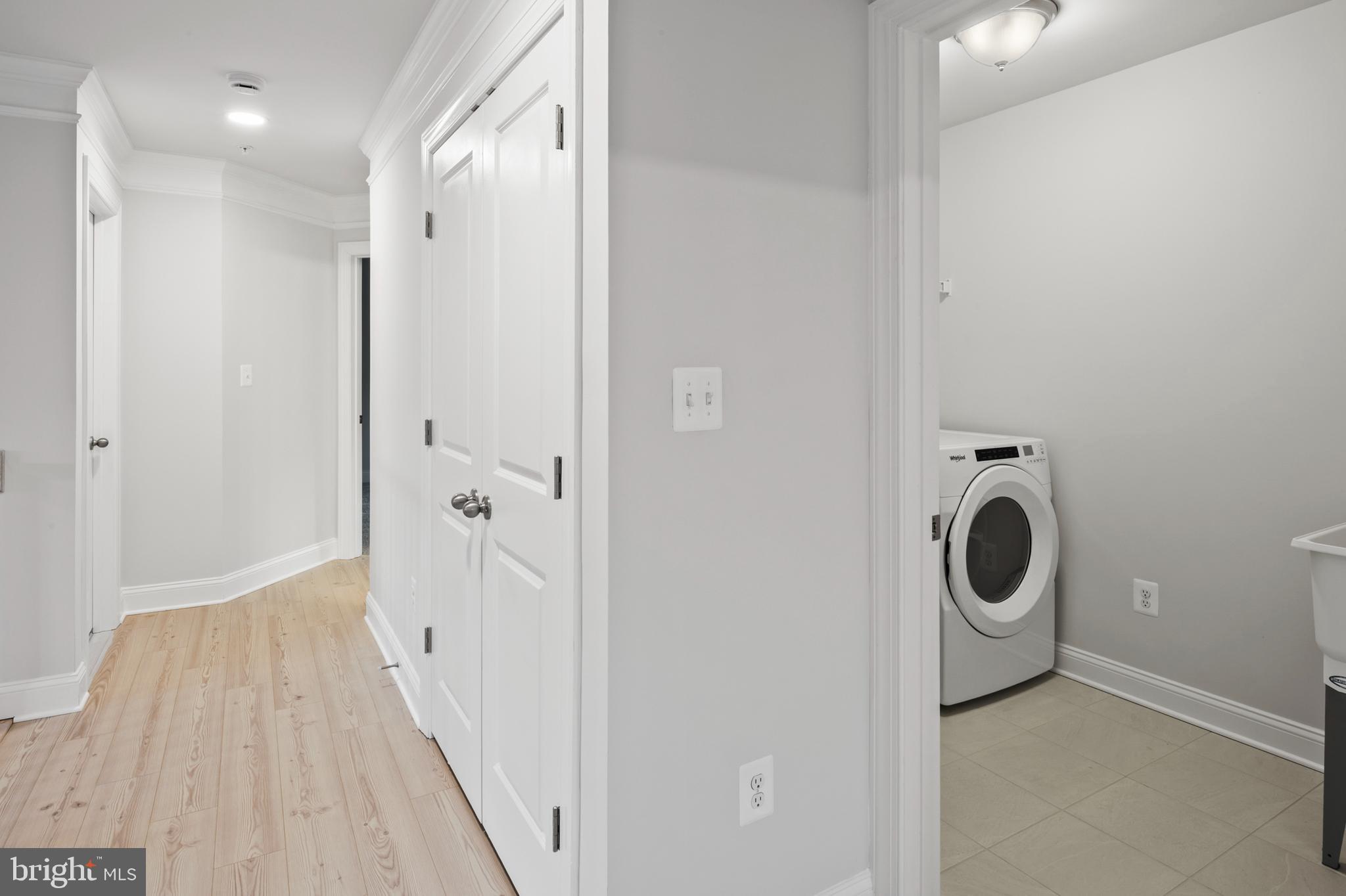 4496 Ilchester Road Ellicott City, MD 21043 - Photo 28 of 61 Hallway /Laundry