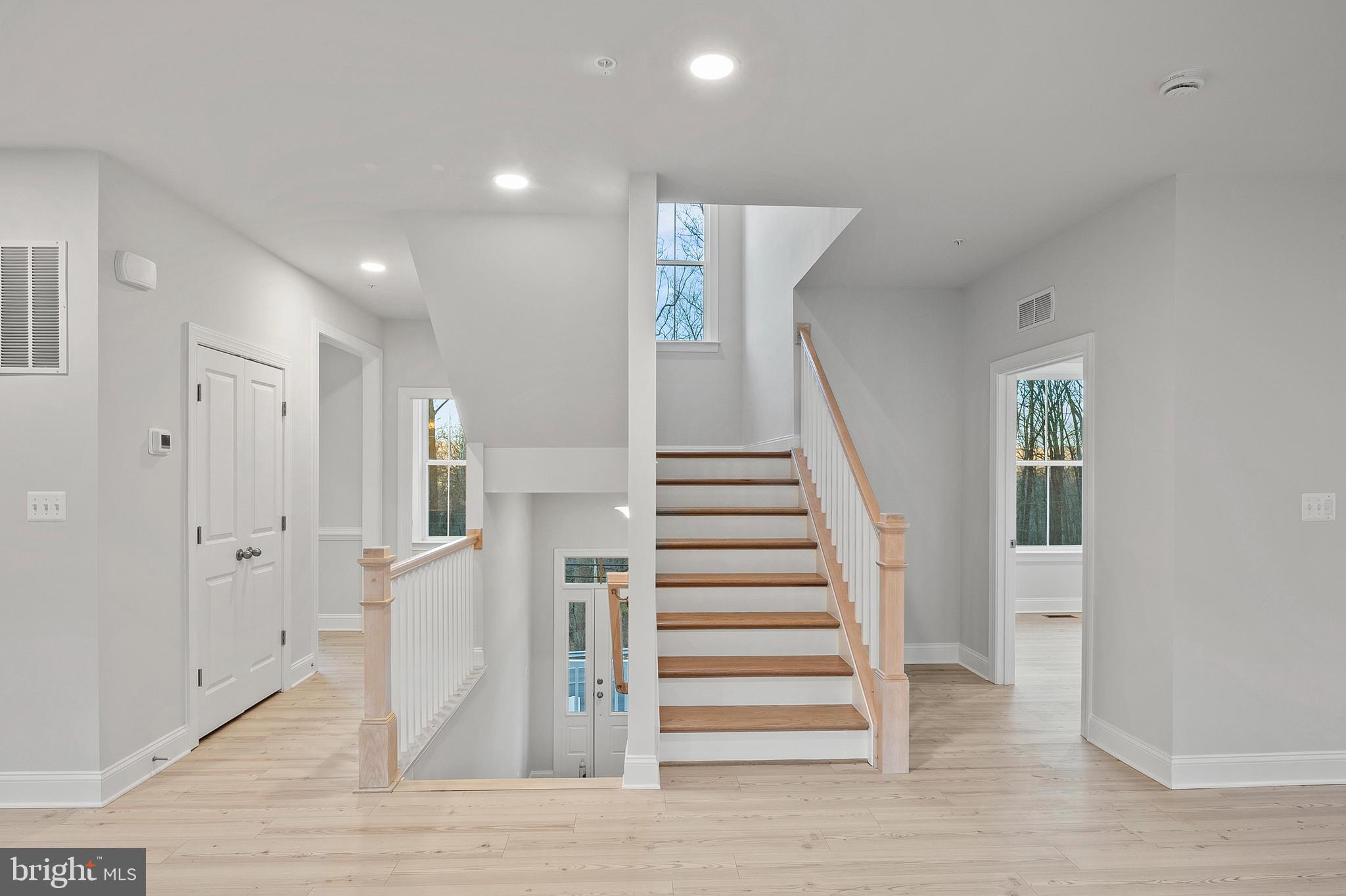 4496 Ilchester Road Ellicott City, MD 21043 - Photo 5 of 61 Foyer Area