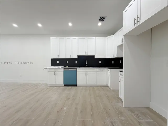 $3,700 | 1864 Northwest 91st Street, Unit 1864, Miami, FL 33147