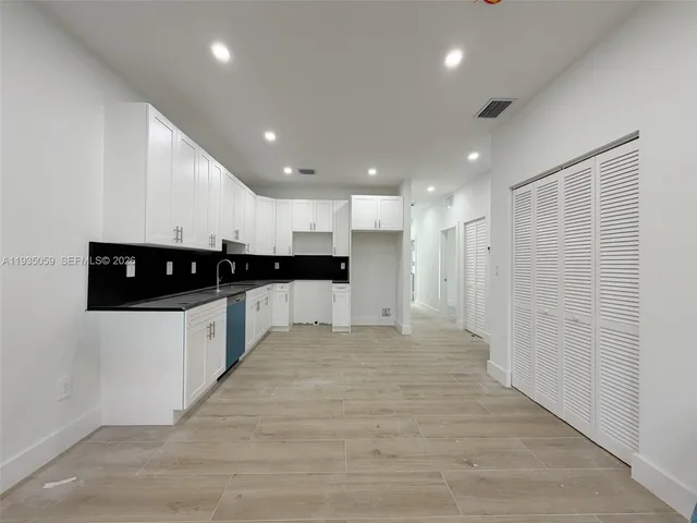 $3,700 | 1864 Northwest 91st Street, Unit 1864, Miami, FL 33147