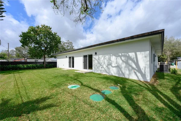 $3,900 | 1864 Northwest 91st Street, Unit 1864, Miami, FL 33147