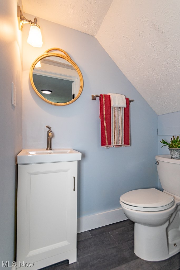 1398 Argonne Road Cleveland, OH 44121 - Photo 19 of 35 Gallery Image 19