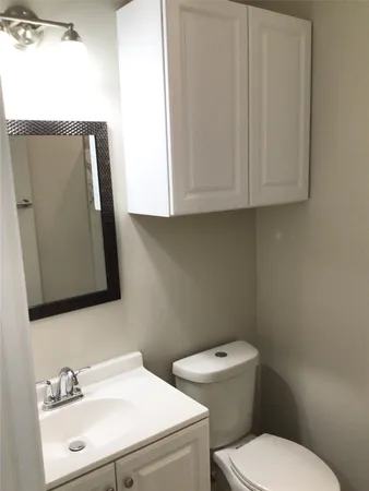 $1,995 | 2109 Marnel Road, Unit H, Houston, TX 77055