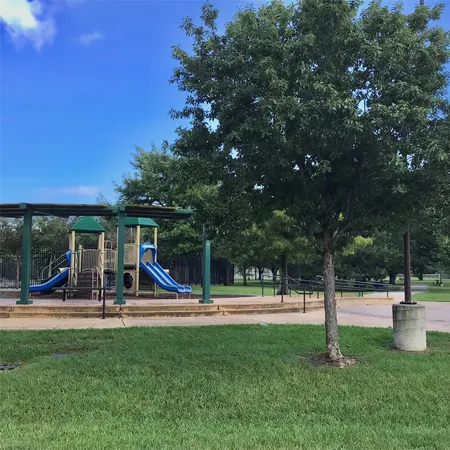 $1,995 | 2109 Marnel Road, Unit H, Houston, TX 77055