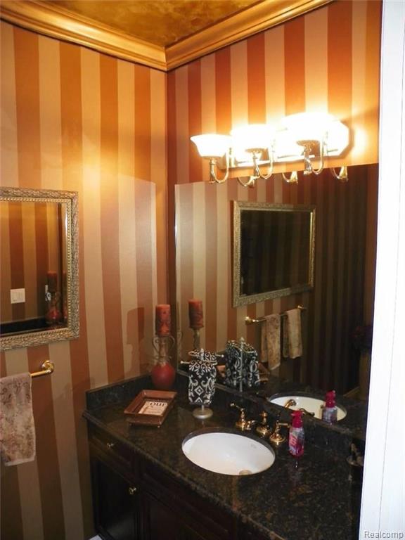 5641 Fox Ridge Drive Clarkston, MI 48348 - Photo 7 of 21