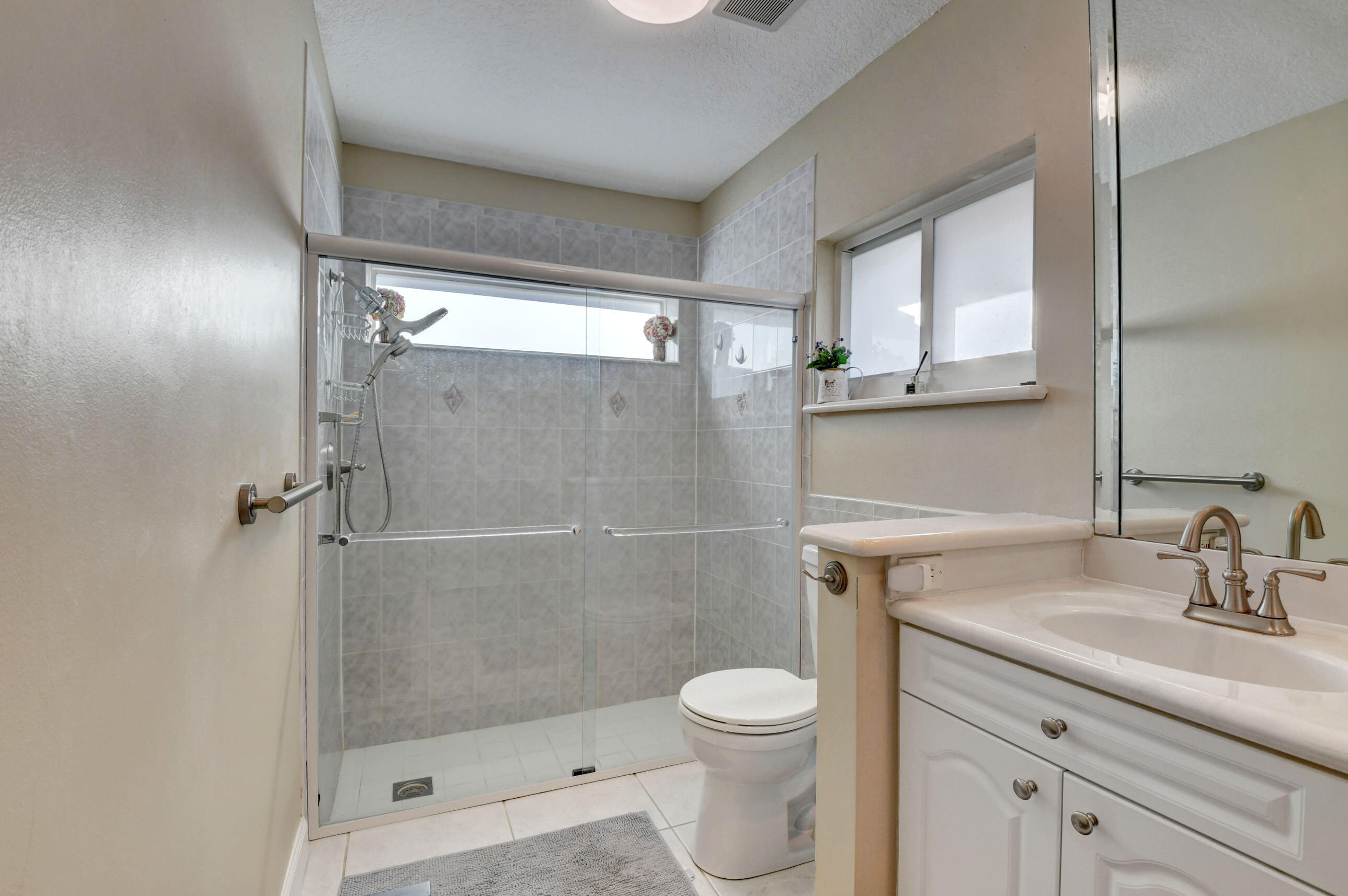 22360 Greentree Circle Boca Raton, FL 33433 - Photo 26 of 51 DSC_1681_2_3_4_5